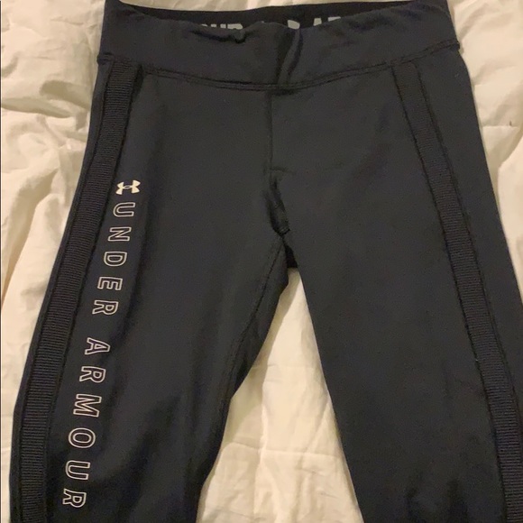Black Under Armour Leggings ✨🖤 - Picture 4 of 5